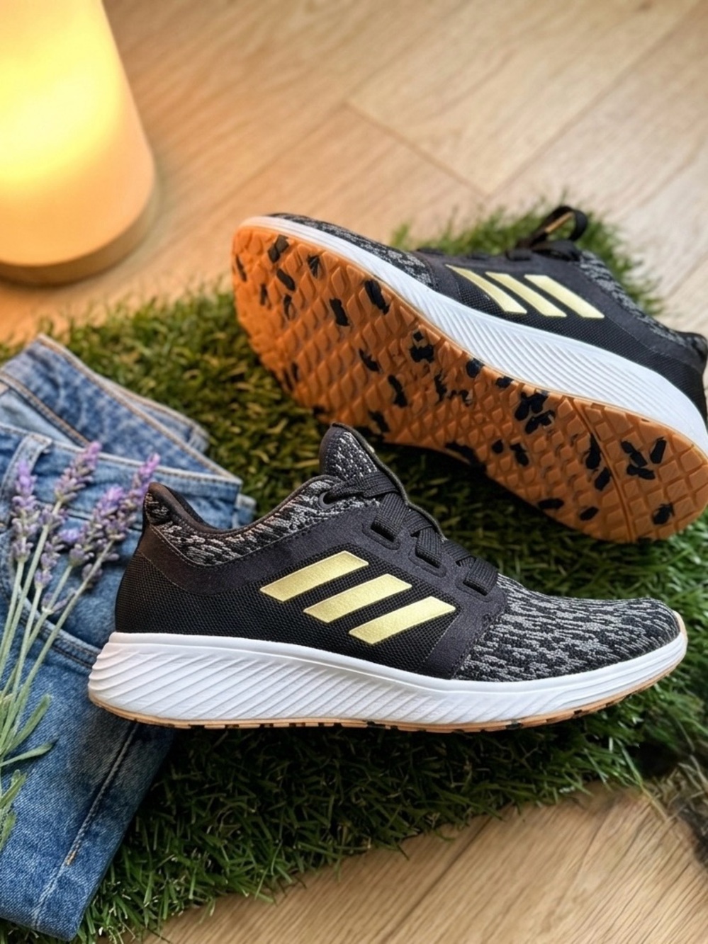 adidas Edge Lux 3 W 'Black Gold running size 8 Women